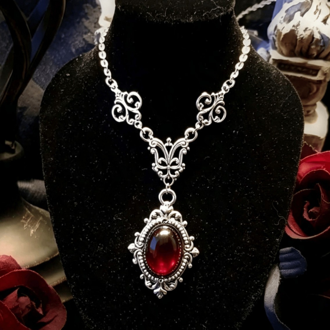 Vampire Cameo Necklace,Blood C - Men'S Victorian Accessories ulasan dan harga